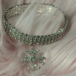 Gymboree Rhinestone Snowflake Stretchy Girls Bracelet